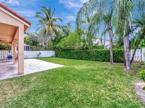 126 Cameron Ct, Weston FL 33326