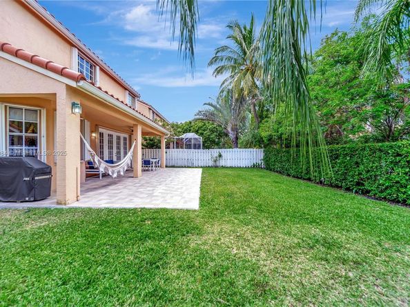 126 Cameron Ct, Weston FL 33326