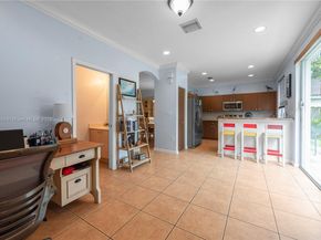 1316 SE 18th Ter, Homestead FL 33035
