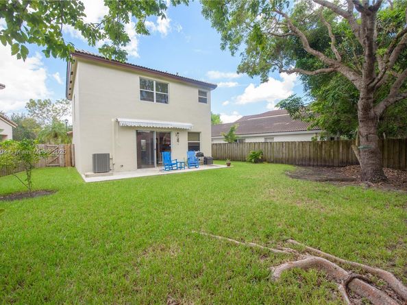 1316 SE 18th Ter, Homestead FL 33035