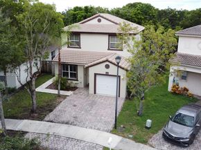 1316 SE 18th Ter, Homestead FL 33035