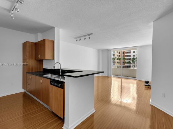 18800 NE 29th Ave 230, Aventura FL 33180