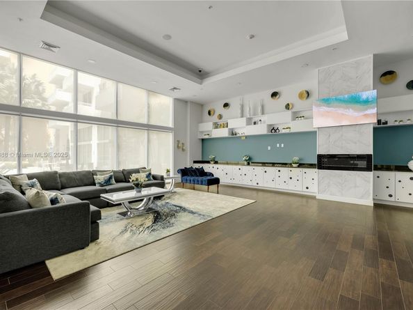 18800 NE 29th Ave 230, Aventura FL 33180