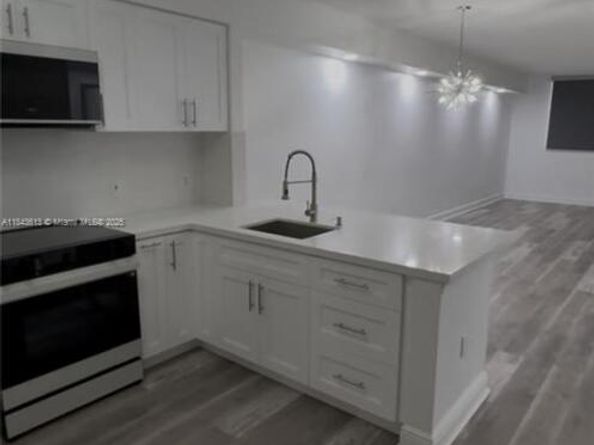 5091 NW 7th St 109, Miami FL 33126