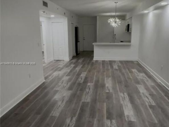 5091 NW 7th St 109, Miami FL 33126