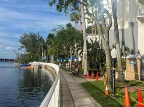 5091 NW 7th St 109, Miami FL 33126