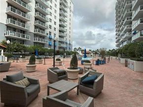 5091 NW 7th St 109, Miami FL 33126