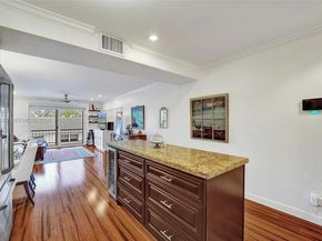 1212 SE 2nd Ct 301, Fort Lauderdale FL 33301