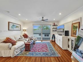 1212 SE 2nd Ct 301, Fort Lauderdale FL 33301