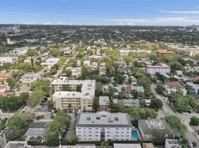 1212 SE 2nd Ct 301, Fort Lauderdale FL 33301
