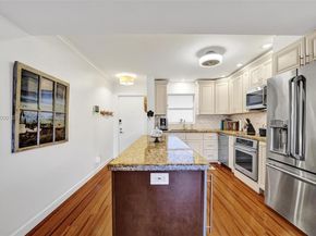 1212 SE 2nd Ct 301, Fort Lauderdale FL 33301