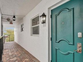 1212 SE 2nd Ct 301, Fort Lauderdale FL 33301