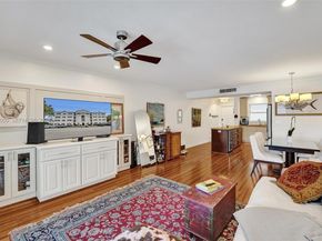 1212 SE 2nd Ct 301, Fort Lauderdale FL 33301