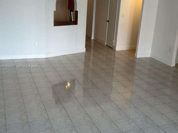 1710 NE 191st St 2093, Miami FL 33179