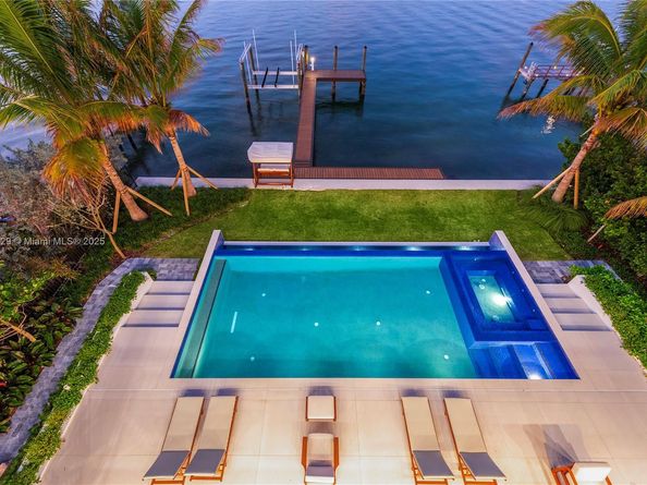 1785 Cleveland Rd, Miami Beach FL 33141