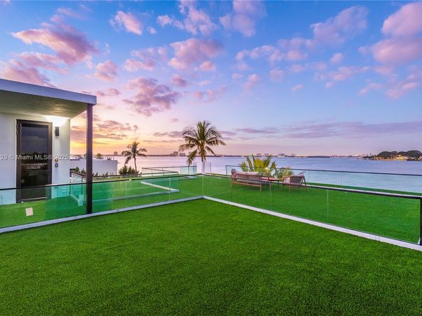 1785 Cleveland Rd, Miami Beach FL 33141