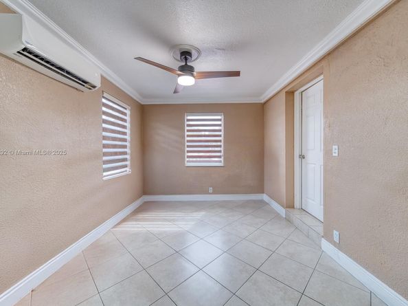 4150 E 9th Ct, Hialeah FL 33013