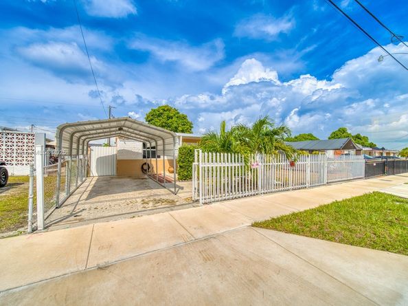 4150 E 9th Ct, Hialeah FL 33013