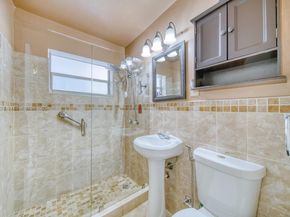 4150 E 9th Ct, Hialeah FL 33013