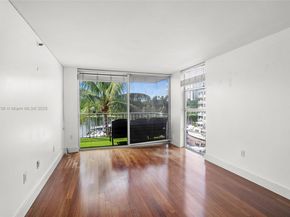 1700 N N River Dr 406, Miami FL 33125