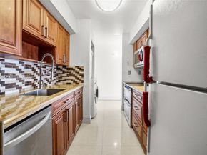 1700 N N River Dr 406, Miami FL 33125