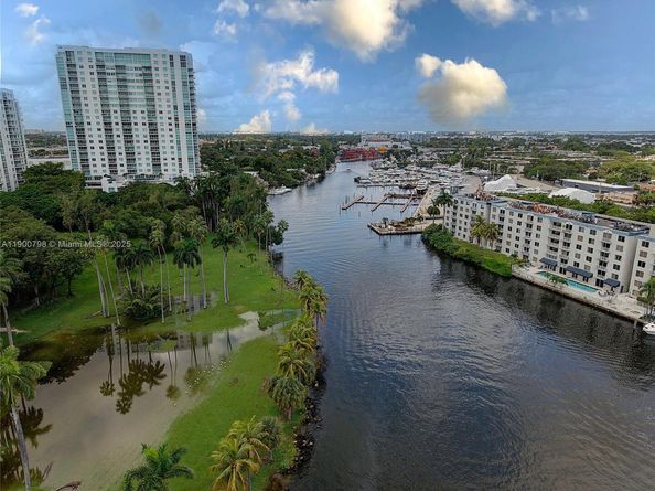 1700 N N River Dr 406, Miami FL 33125