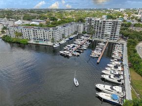 1700 N N River Dr 406, Miami FL 33125