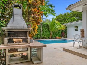 1536 Alegriano Ave, Coral Gables FL 33146