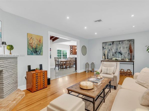 1536 Alegriano Ave, Coral Gables FL 33146