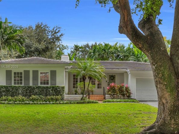 1536 Alegriano Ave, Coral Gables FL 33146