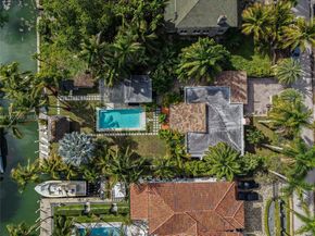 1028 NE 84th St, Miami FL 33138