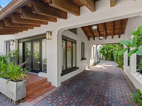 1028 NE 84th St, Miami FL 33138