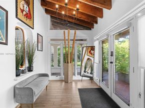 1028 NE 84th St, Miami FL 33138