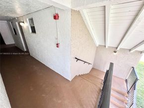 2800 Riverside Dr 2011, Coral Springs FL 33065