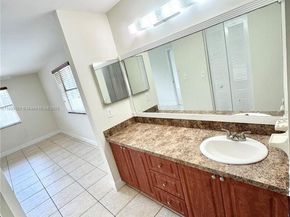 2800 Riverside Dr 2011, Coral Springs FL 33065