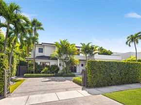 2370 Bayview Ln, North Miami FL 33181