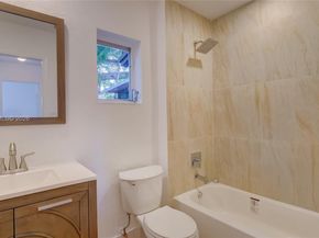 21440 N Miami Ave, Miami Gardens FL 33169