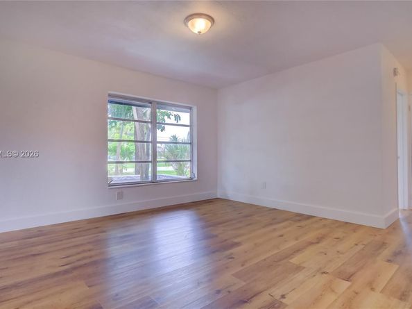 21440 N Miami Ave, Miami Gardens FL 33169