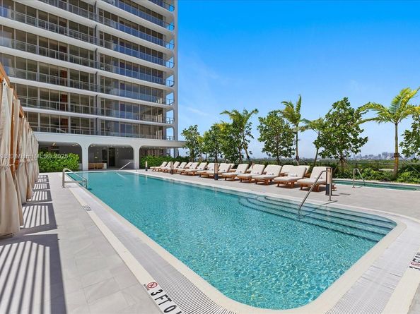 2678 Tigertail Ave 513, Miami FL 33133