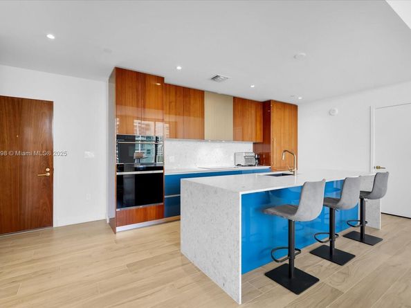 2678 Tigertail Ave 513, Miami FL 33133