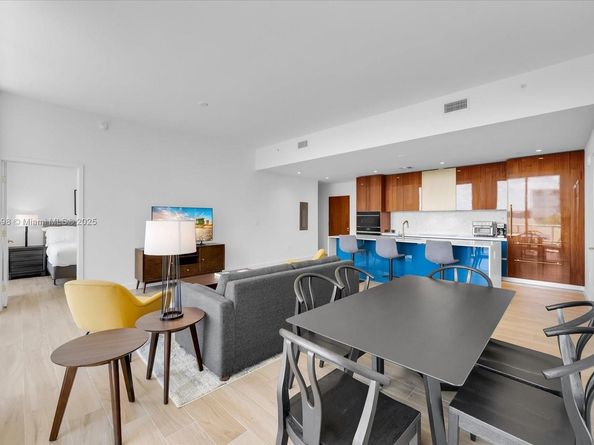 2678 Tigertail Ave 513, Miami FL 33133