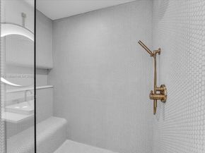 2678 Tigertail Ave 513, Miami FL 33133
