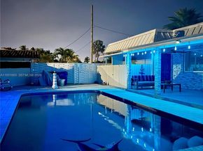 2918 Cleveland St, Hollywood FL 33020