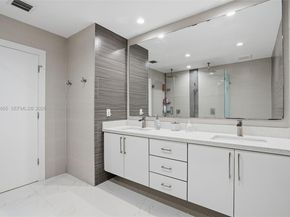 2918 Cleveland St, Hollywood FL 33020