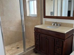 11440 NW 75th Ter, Doral FL 33178