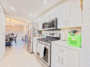 7034 SW 112th Ct, Miami FL 33173