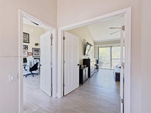 7034 SW 112th Ct, Miami FL 33173