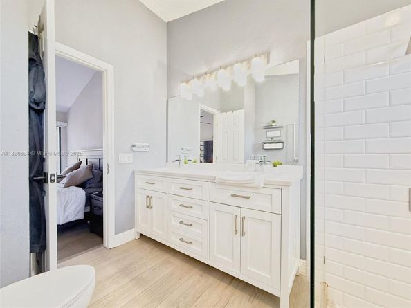 7034 SW 112th Ct, Miami FL 33173