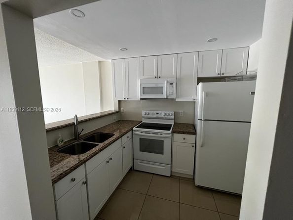 Undisclosed Address #A11990112, North Miami Beach FL 33160