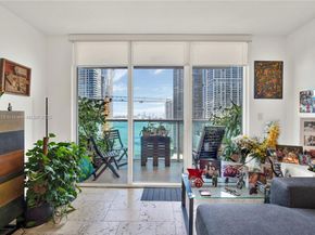 31 SE 5th St 2910, Miami FL 33131